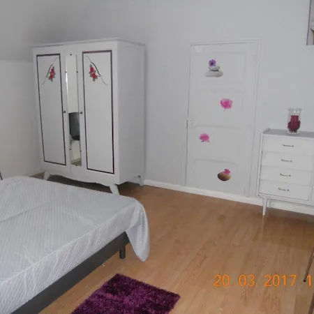 Maison A 200m De La Pirou